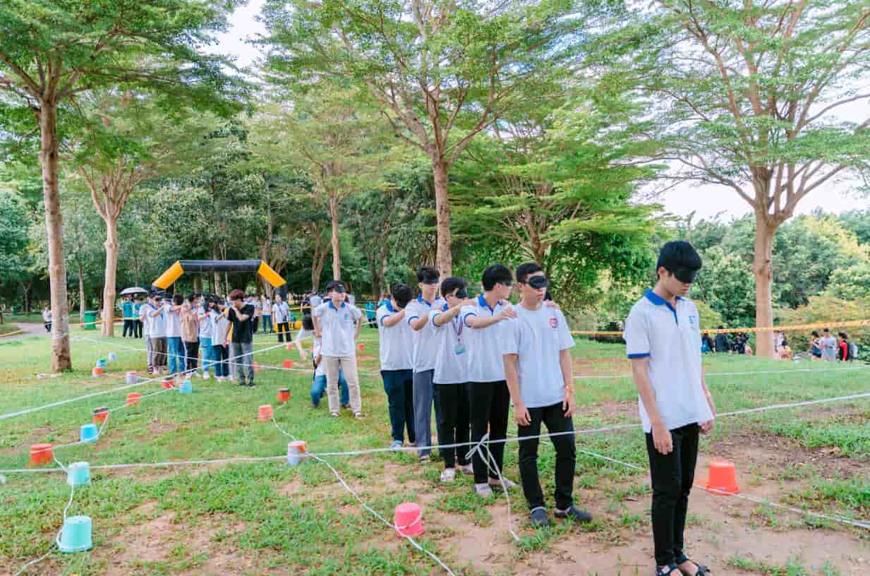 TEAMBUILDING LÀ GÌ? LỢI ÍCH KHI THAM GIA TEAMBUILDING